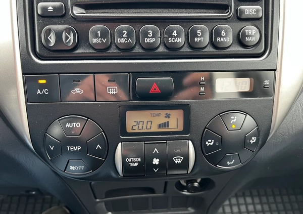 Toyota RAV4 cena 27900 przebieg: 199000, rok produkcji 2005 z Łask małe 301